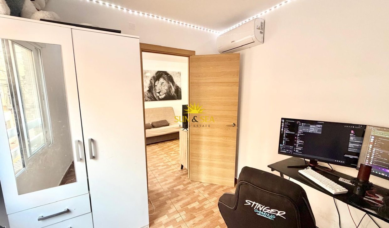 Reventa - Apartamento - Torrevieja - La Mata