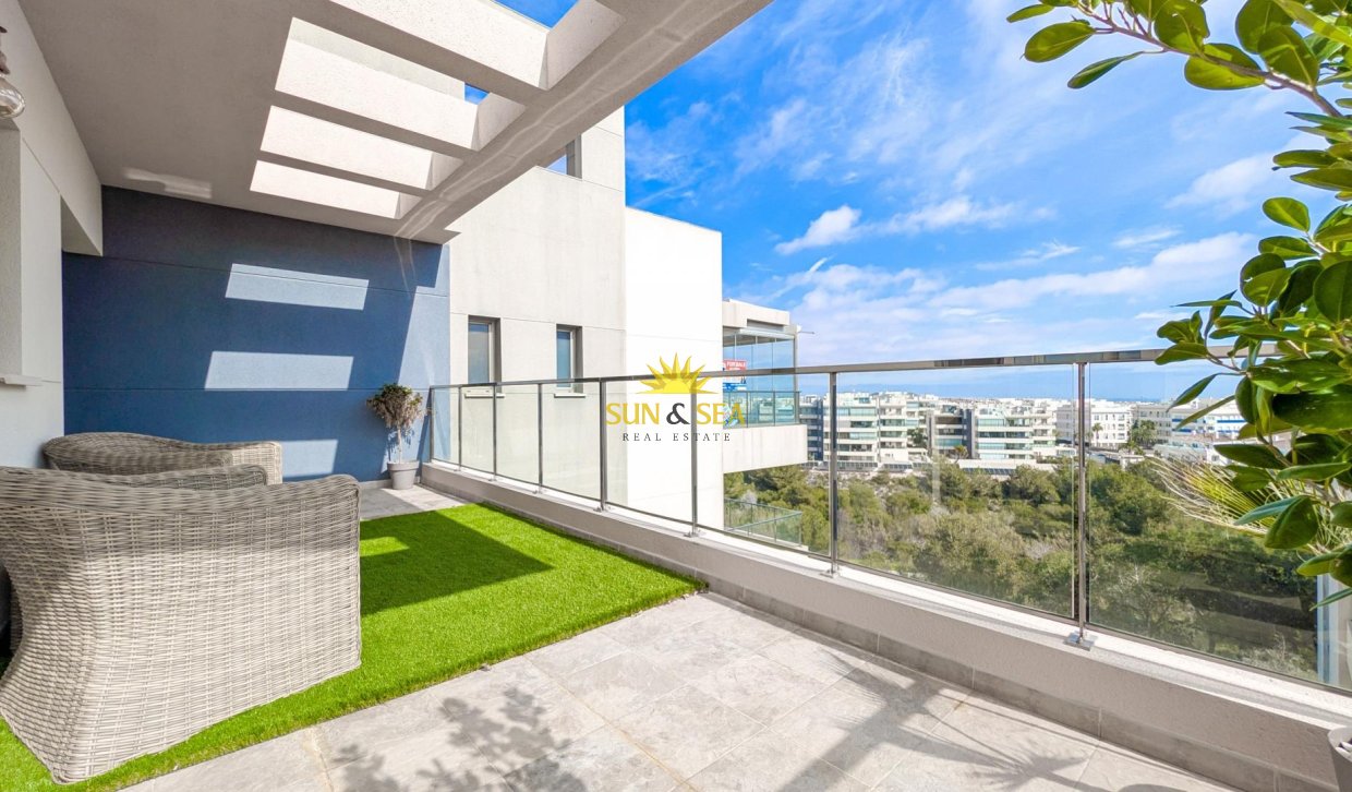 Reventa - Atico - Orihuela Costa - Villamartín
