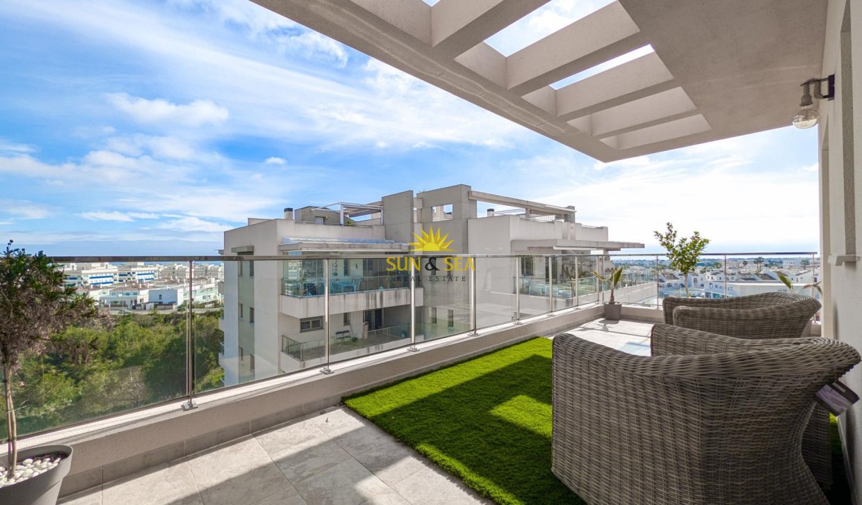 Reventa - Atico - Orihuela Costa - Villamartín