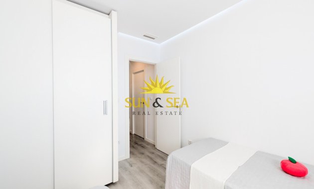Reventa - Atico - Orihuela Costa - Villamartín