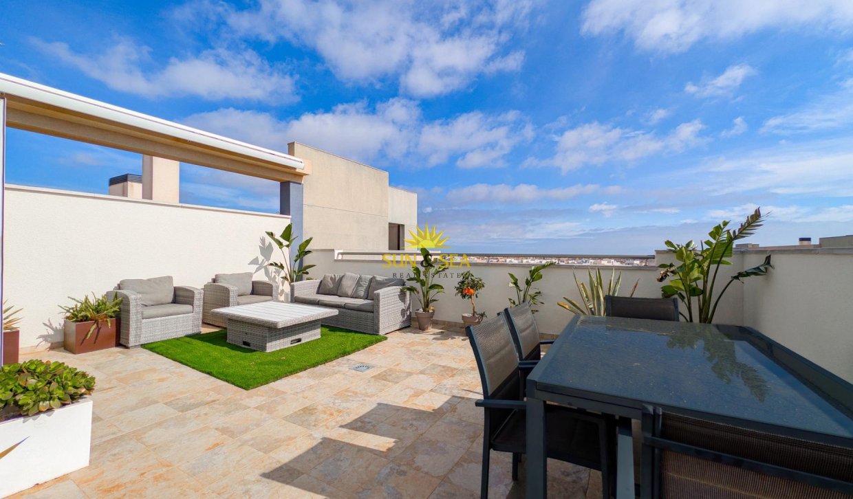Reventa - Atico - Orihuela Costa - Villamartín