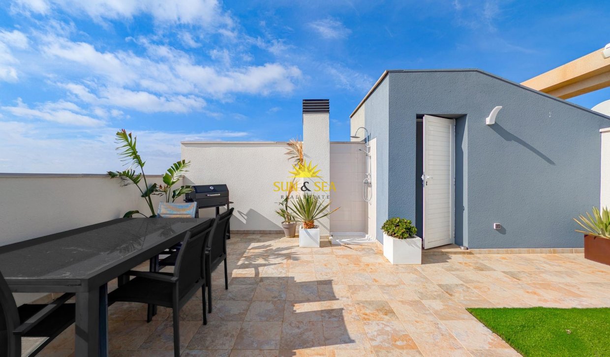 Reventa - Atico - Orihuela Costa - Villamartín