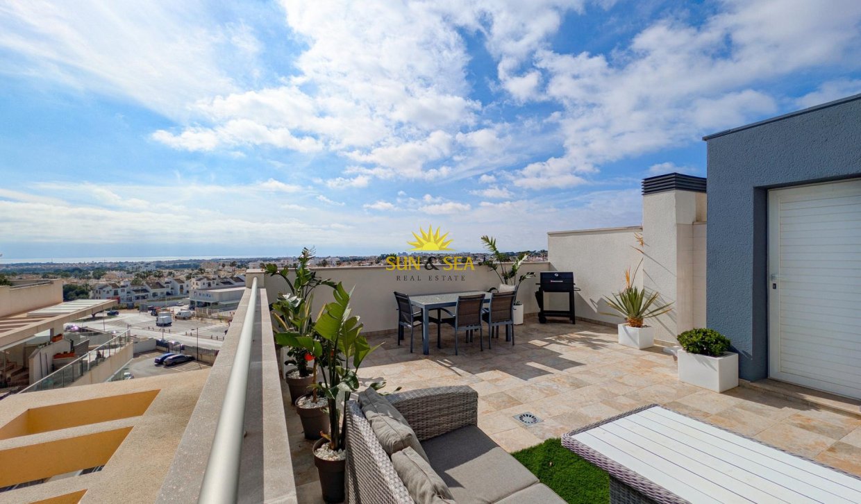 Reventa - Atico - Orihuela Costa - Villamartín