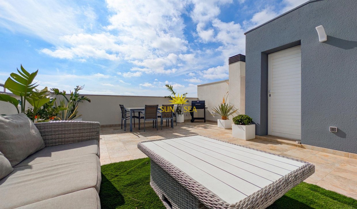 Reventa - Atico - Orihuela Costa - Villamartín