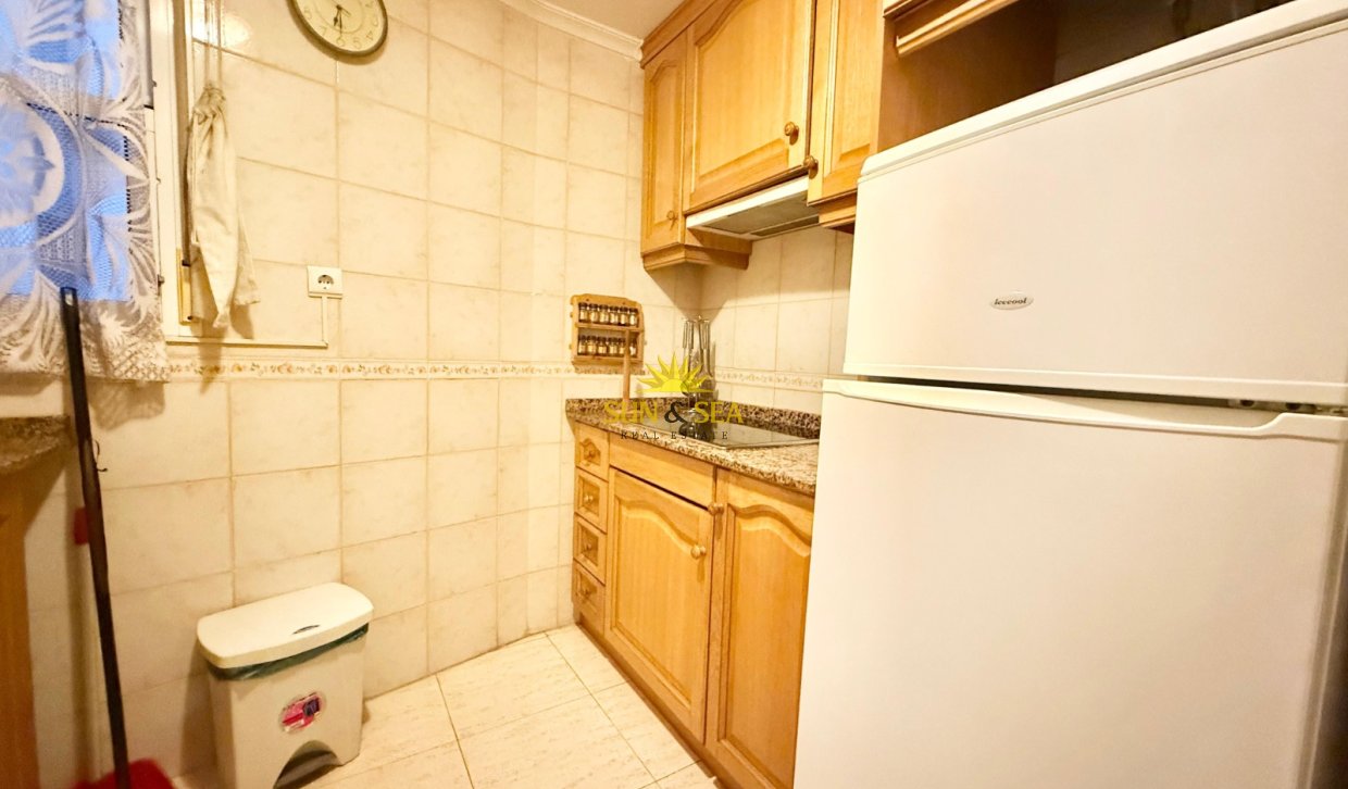 Reventa - Apartamento - Torrevieja - Playa del Acequión