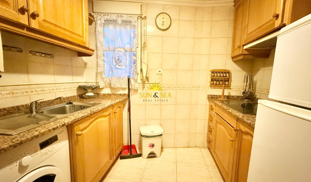 Reventa - Apartamento - Torrevieja - Playa del Acequión