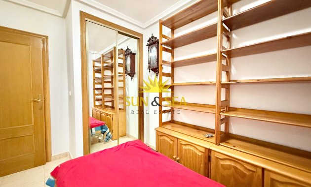 Reventa - Apartamento - Torrevieja - Playa del Acequión