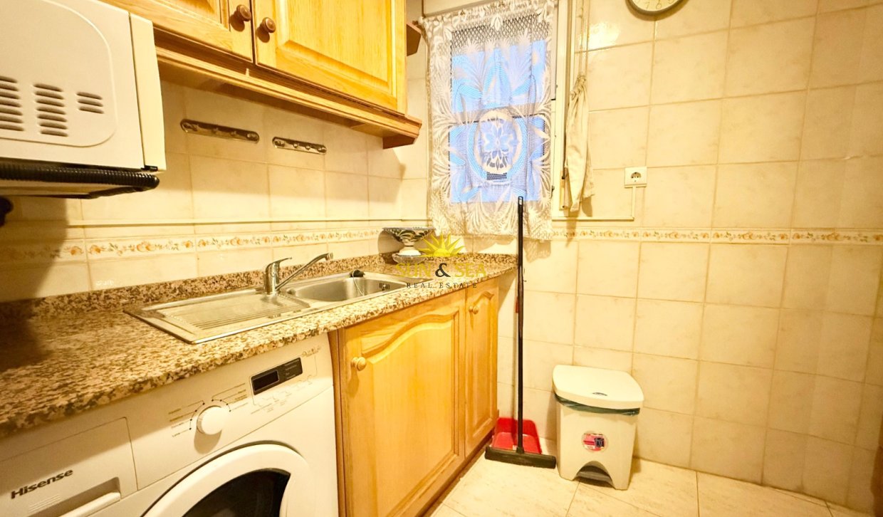 Reventa - Apartamento - Torrevieja - Playa del Acequión