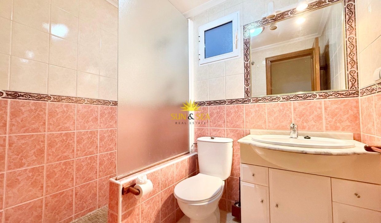 Reventa - Apartamento - Torrevieja - Playa del Acequión