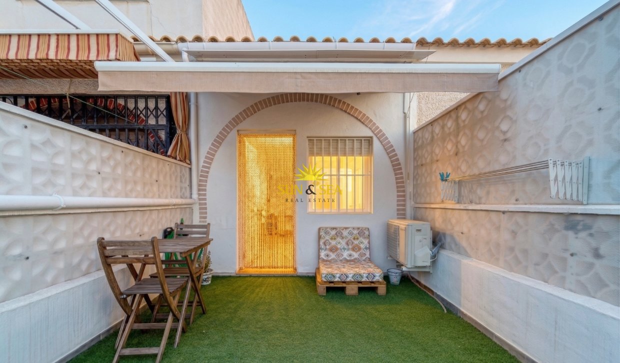 Long Term Rental - Villa - Torrevieja - Nueva Torrevieja