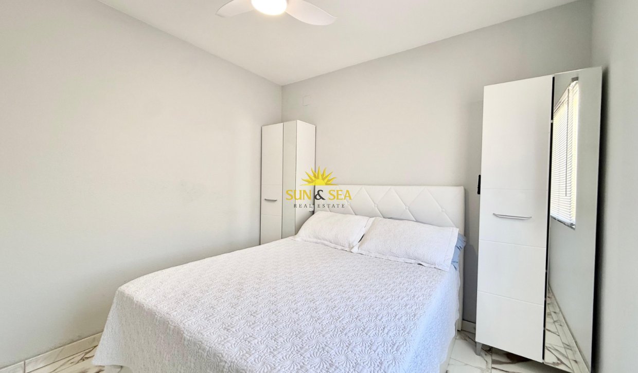 Location à long terme - Appartement - Torrevieja - Centro