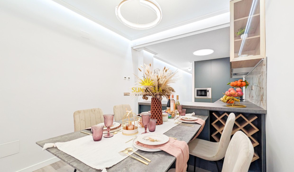 Reventa - Apartamento - Torrevieja - Centro