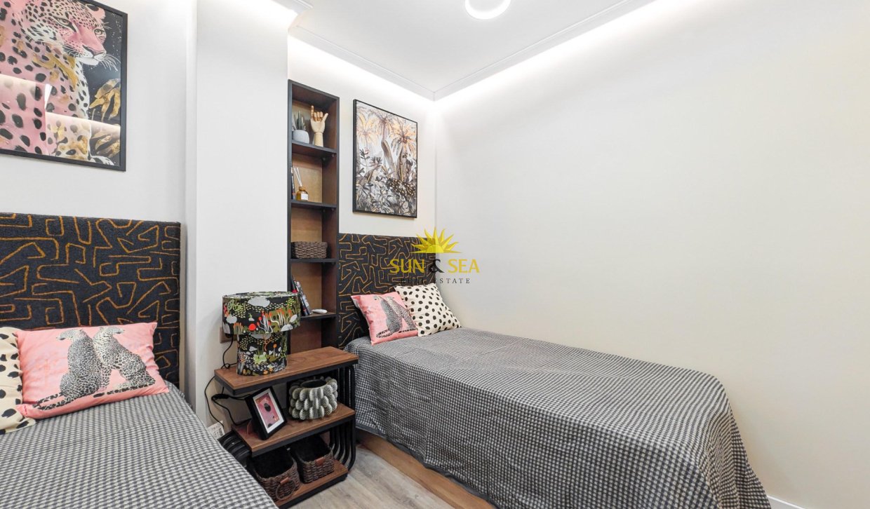 Reventa - Apartamento - Torrevieja - Centro