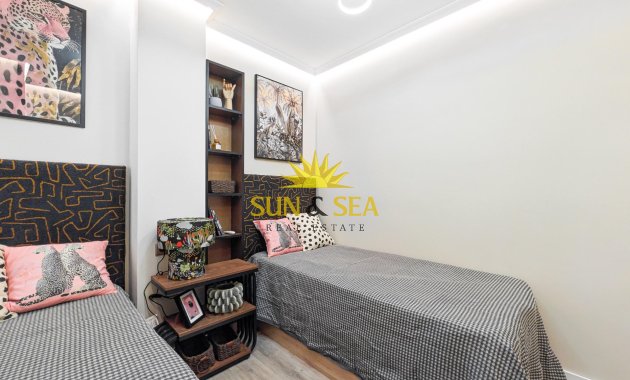 Reventa - Apartamento - Torrevieja - Centro