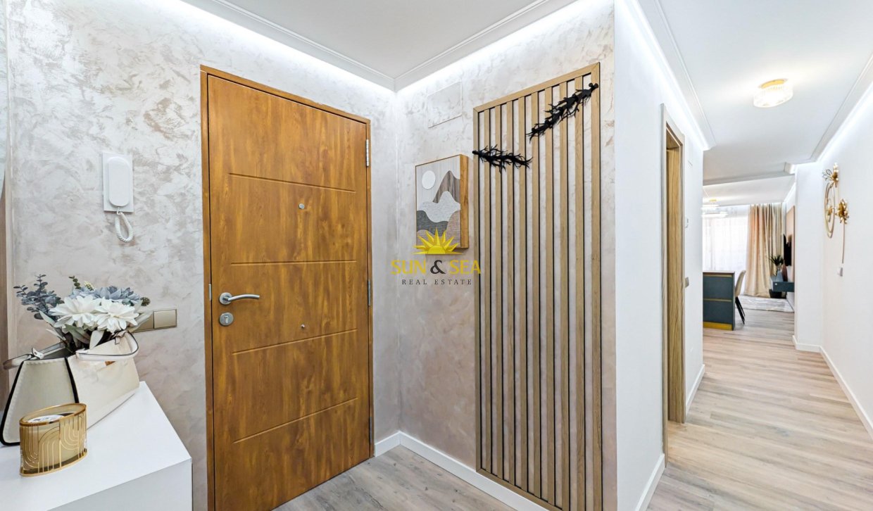 Reventa - Apartamento - Torrevieja - Centro