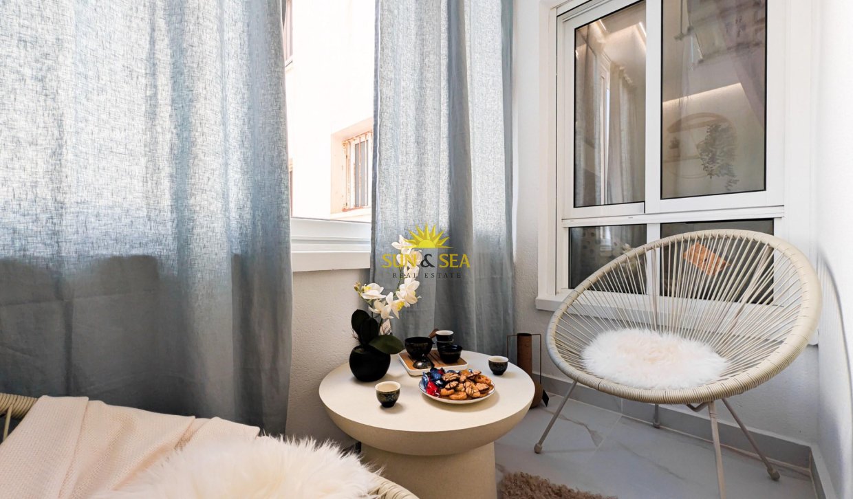 Reventa - Apartamento - Torrevieja - Centro