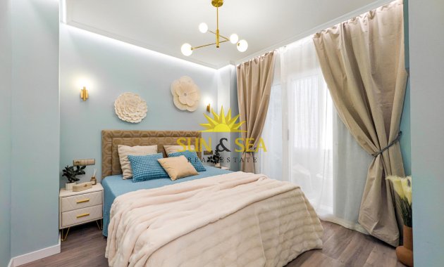 Reventa - Apartamento - Torrevieja - Centro