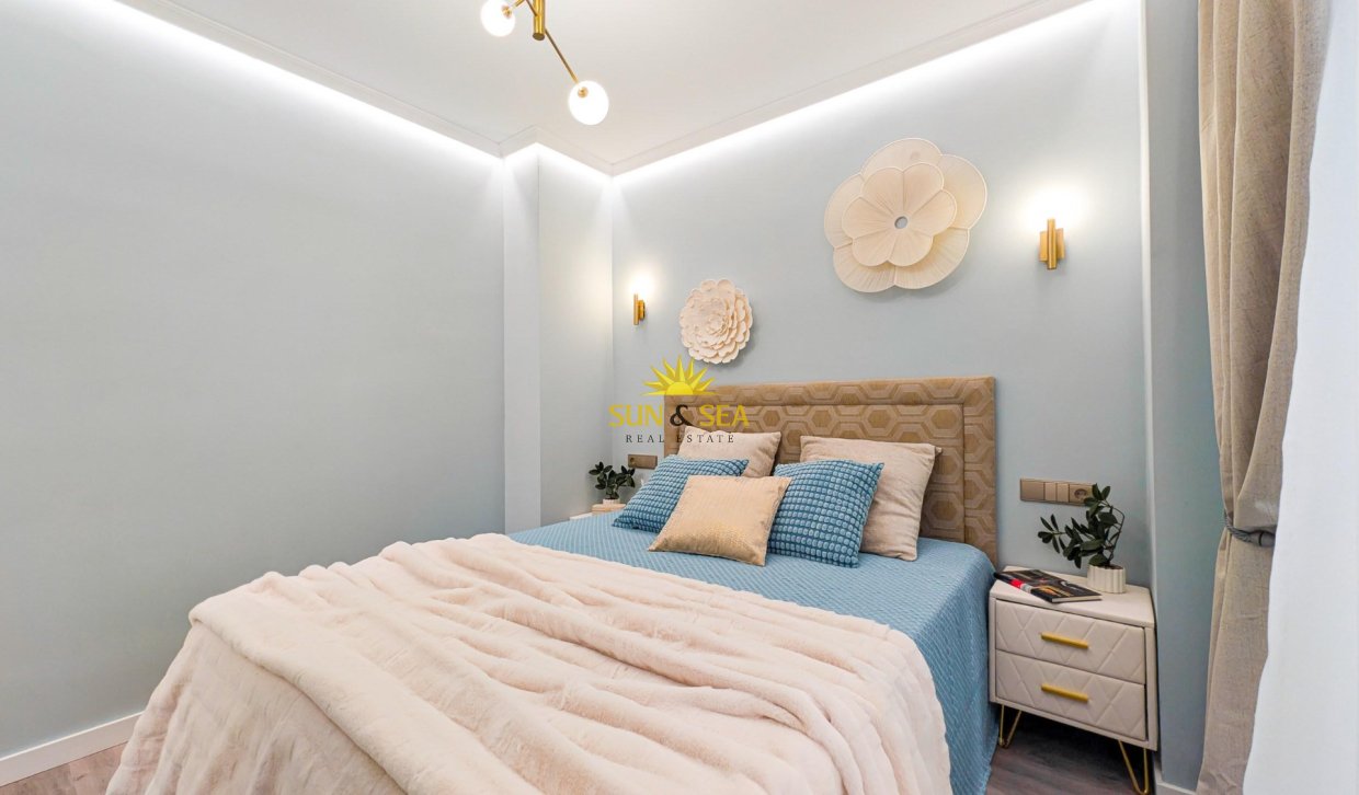 Reventa - Apartamento - Torrevieja - Centro