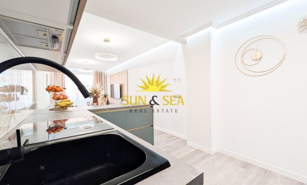 Reventa - Apartamento - Torrevieja - Centro