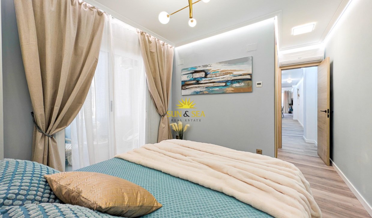 Reventa - Apartamento - Torrevieja - Centro