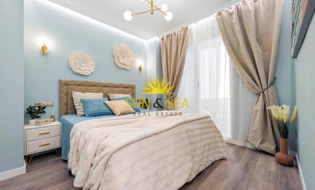 Reventa - Apartamento - Torrevieja - Centro