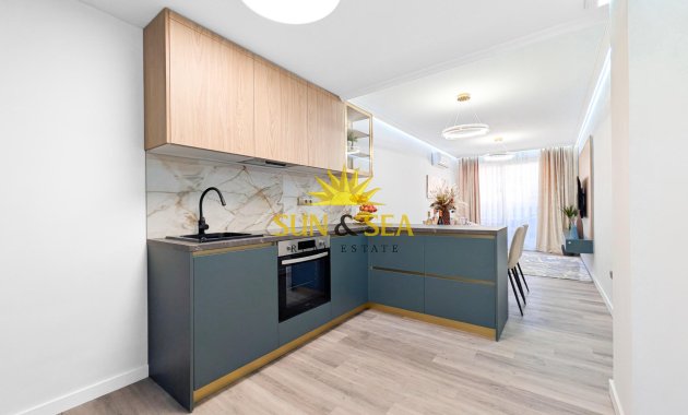 Reventa - Apartamento - Torrevieja - Centro