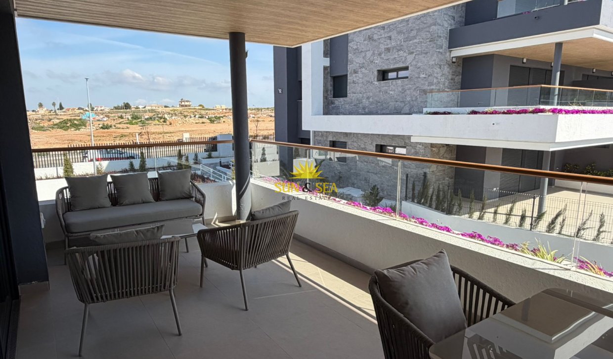 Long Term Rental - Apartment - Torrevieja - Urb. Jardín del Mar
