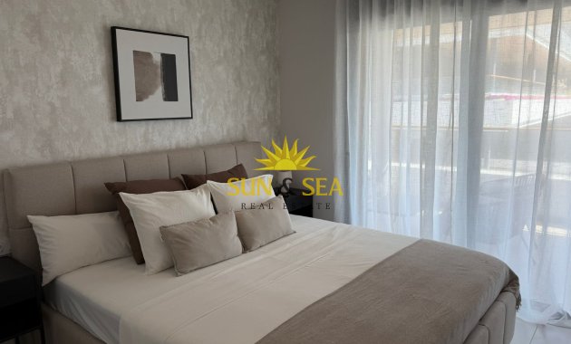 Long Term Rental - Apartment - Torrevieja - Urb. Jardín del Mar