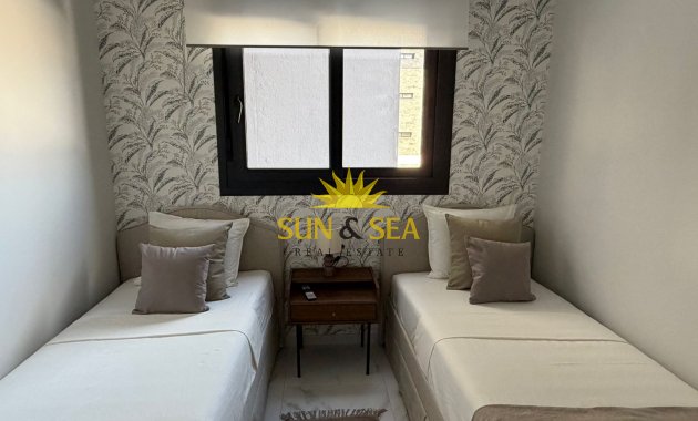 Long Term Rental - Apartment - Torrevieja - Urb. Jardín del Mar