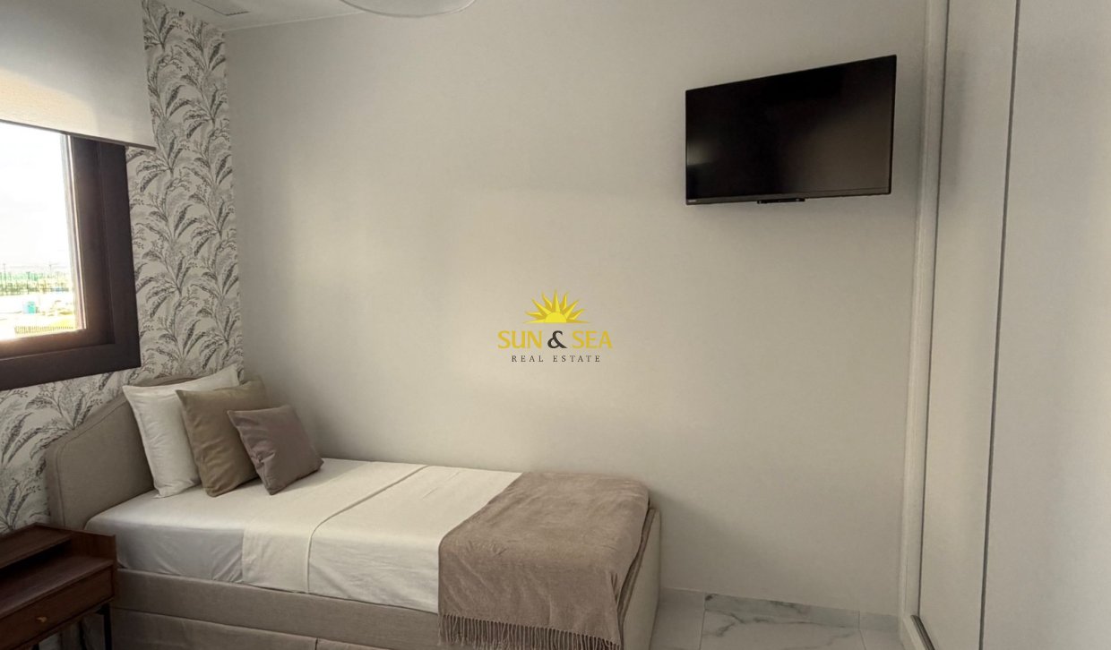 Long Term Rental - Apartment - Torrevieja - Urb. Jardín del Mar
