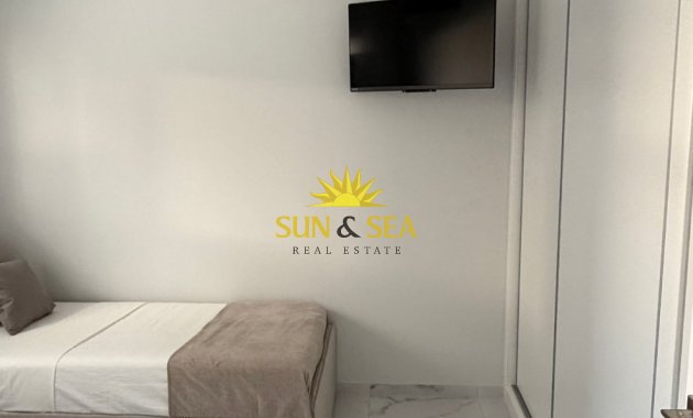 Long Term Rental - Apartment - Torrevieja - Urb. Jardín del Mar