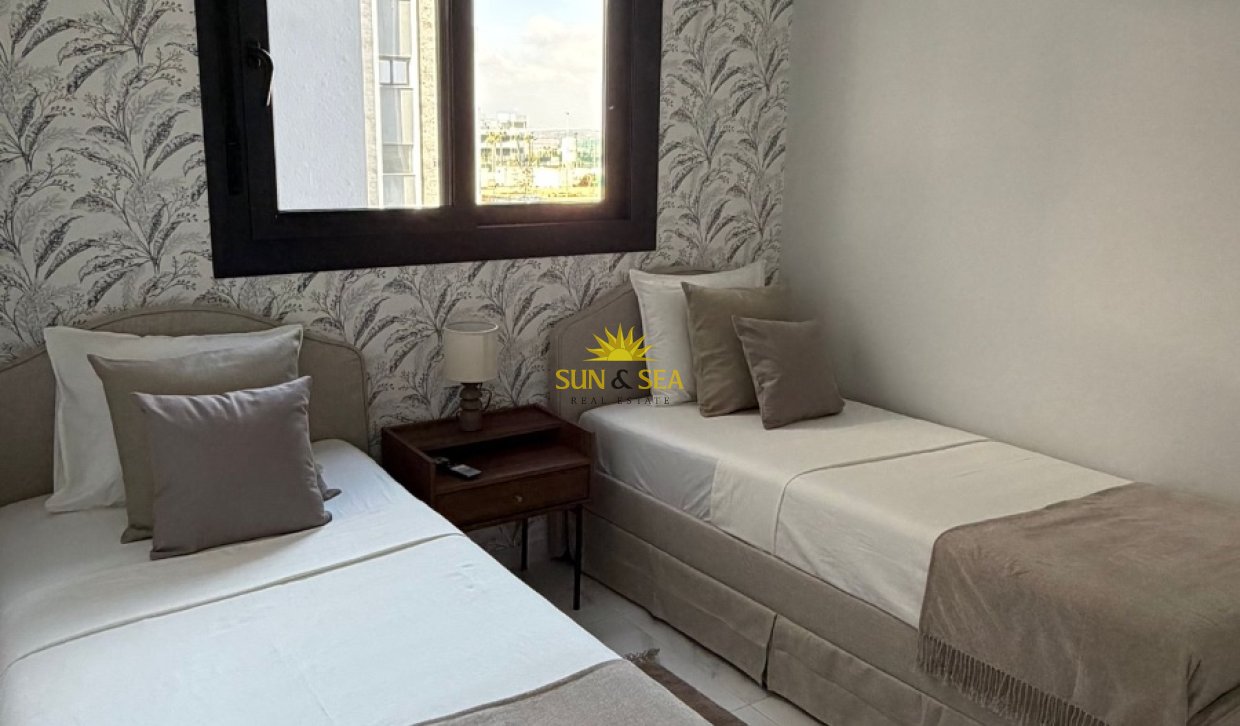 Long Term Rental - Apartment - Torrevieja - Urb. Jardín del Mar