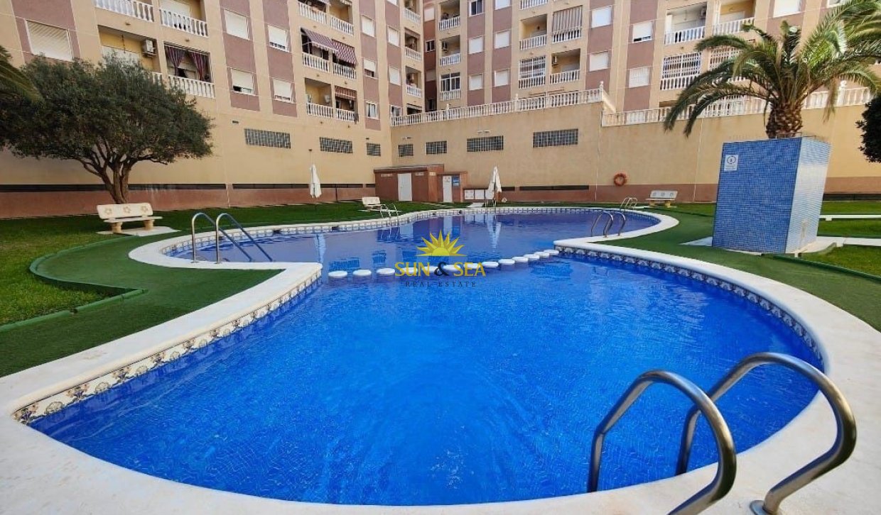 Reventa - Apartamento - Torrevieja - Parque de las Naciones