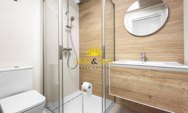 Reventa - Apartamento - Torrevieja - Los Balcones