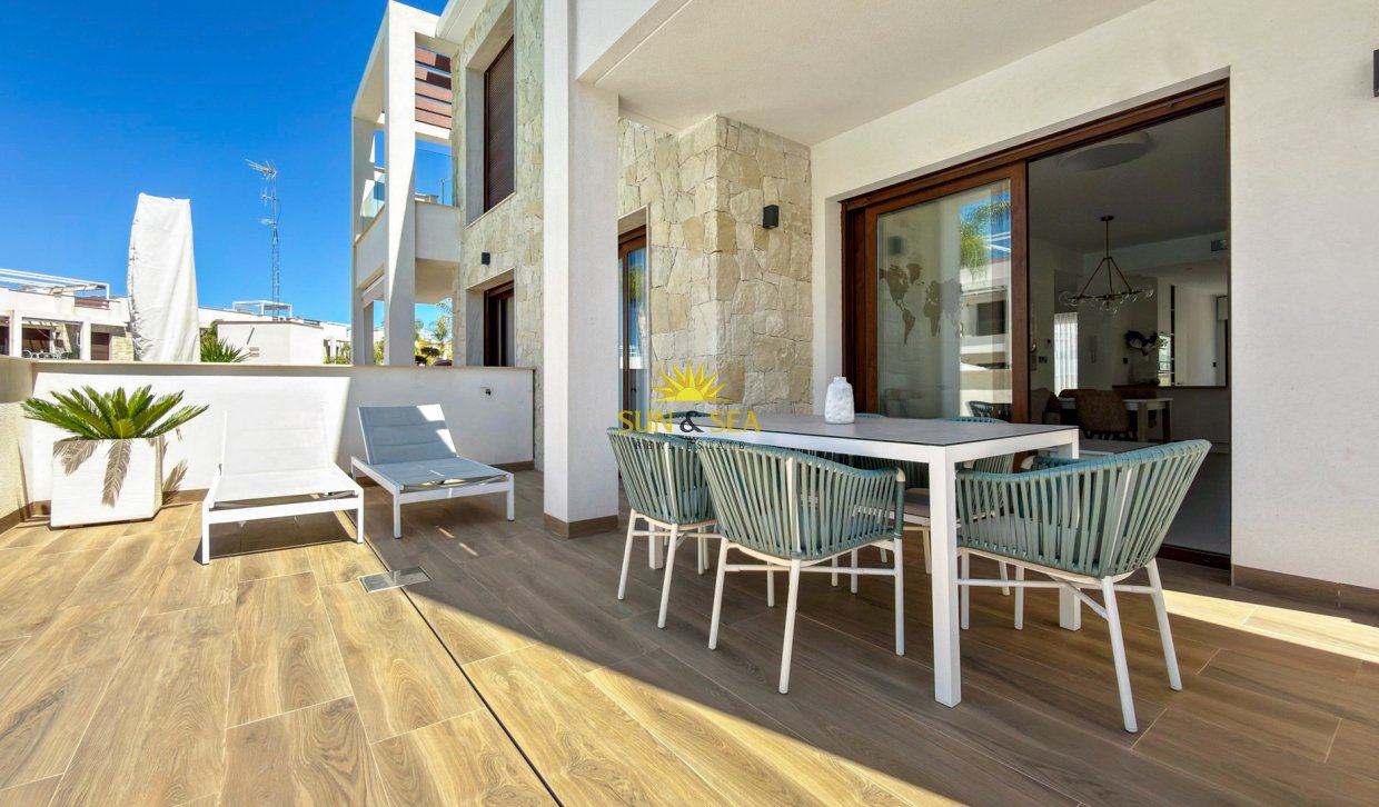 Reventa - Apartamento - Torrevieja - Los Balcones