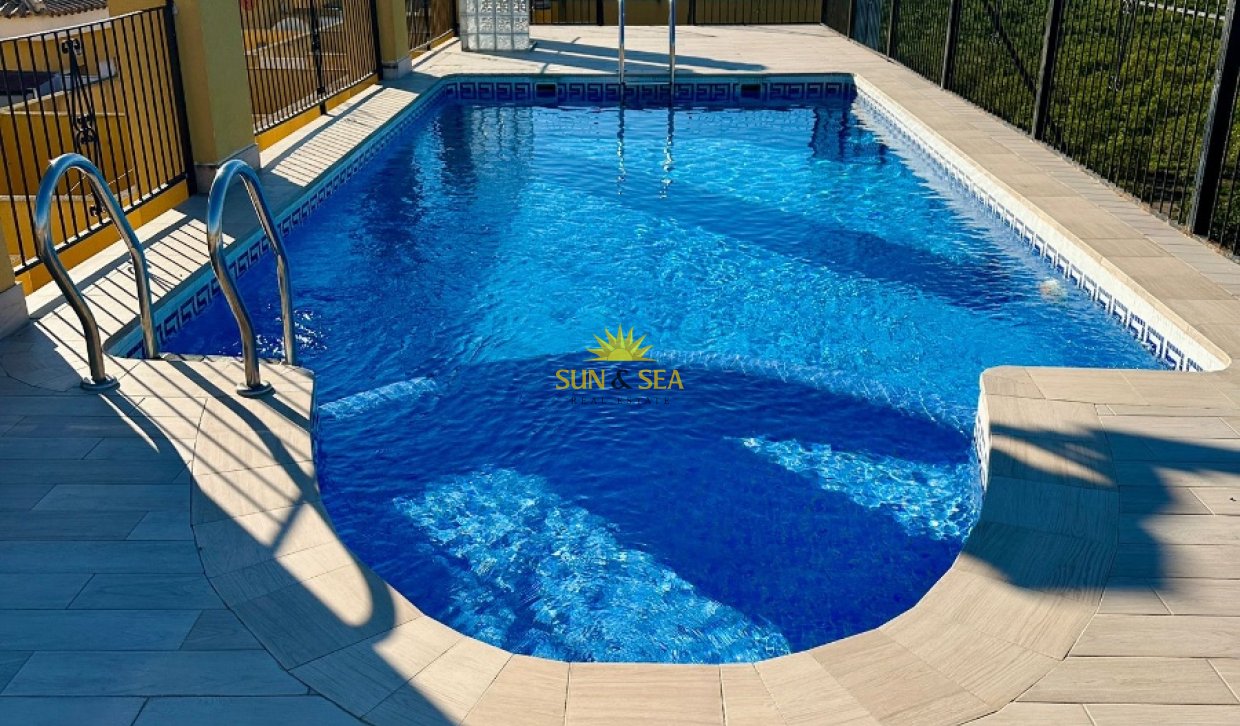 Long Term Rental - Apartment - Daya Nueva