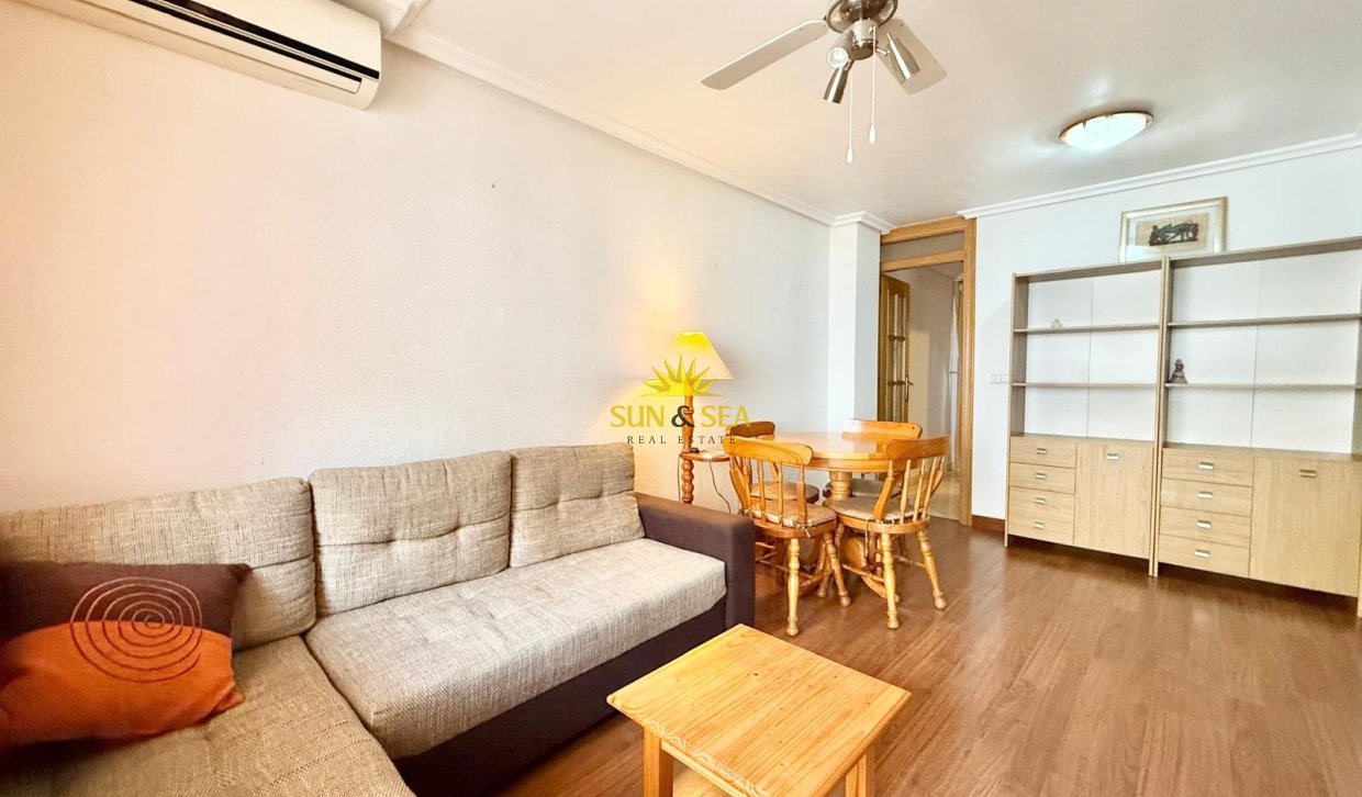 Reventa - Apartamento - Torrevieja - Playa del Acequión