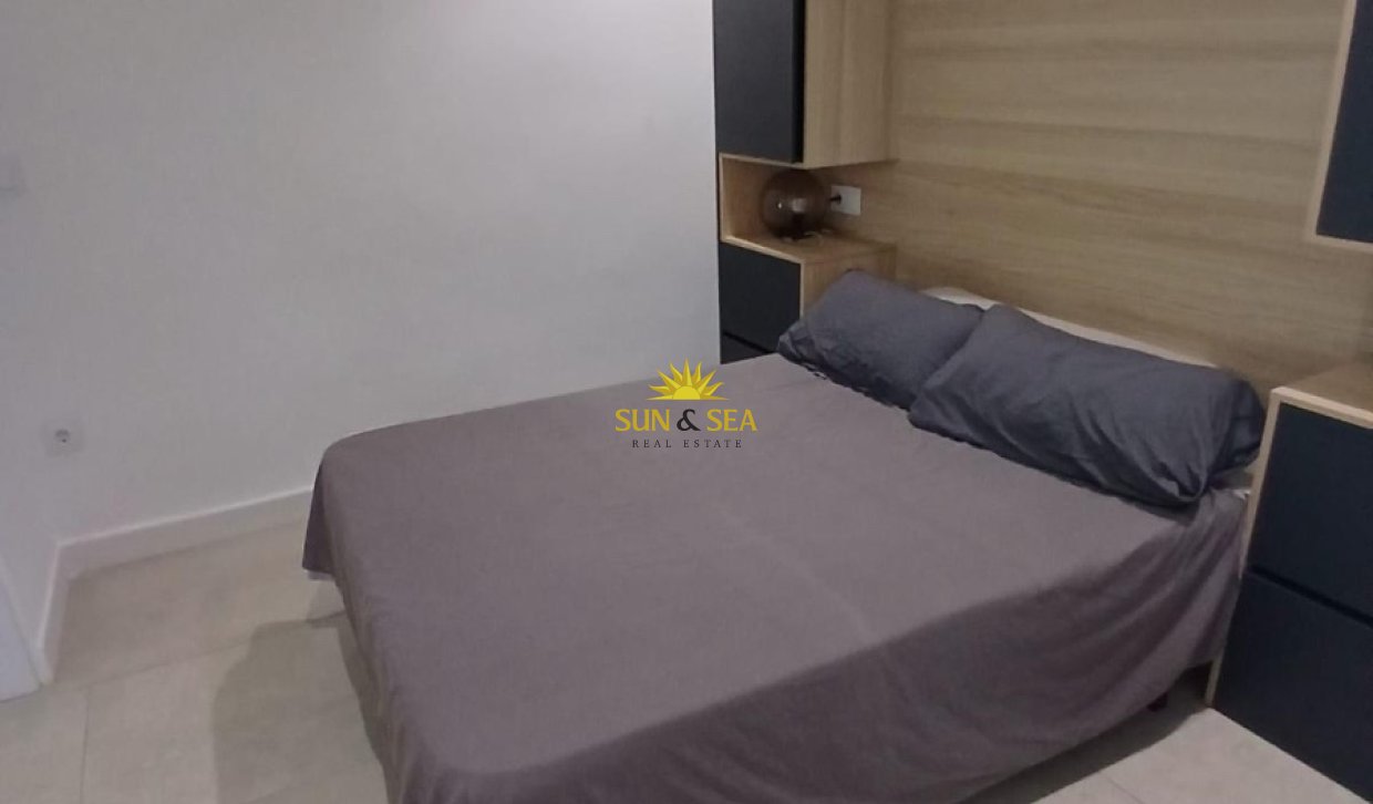 Alquiler a largo plazo - Apartamento - Orihuela Costa - Cabo Roig