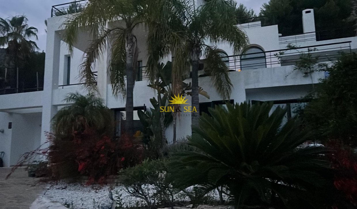 Alquiler a largo plazo - Chalet - Altea - Altea Hills