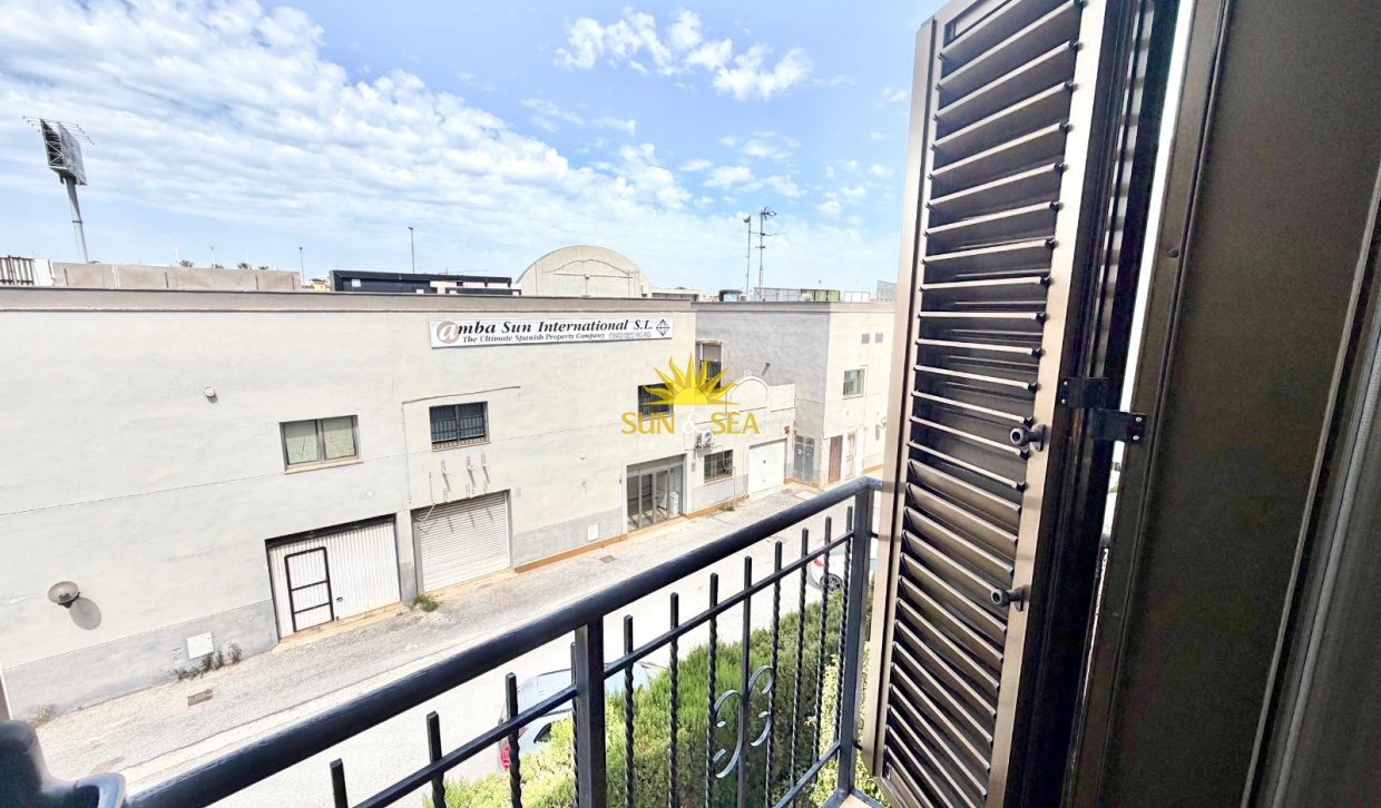 Resale - Apartment - Orihuela Costa