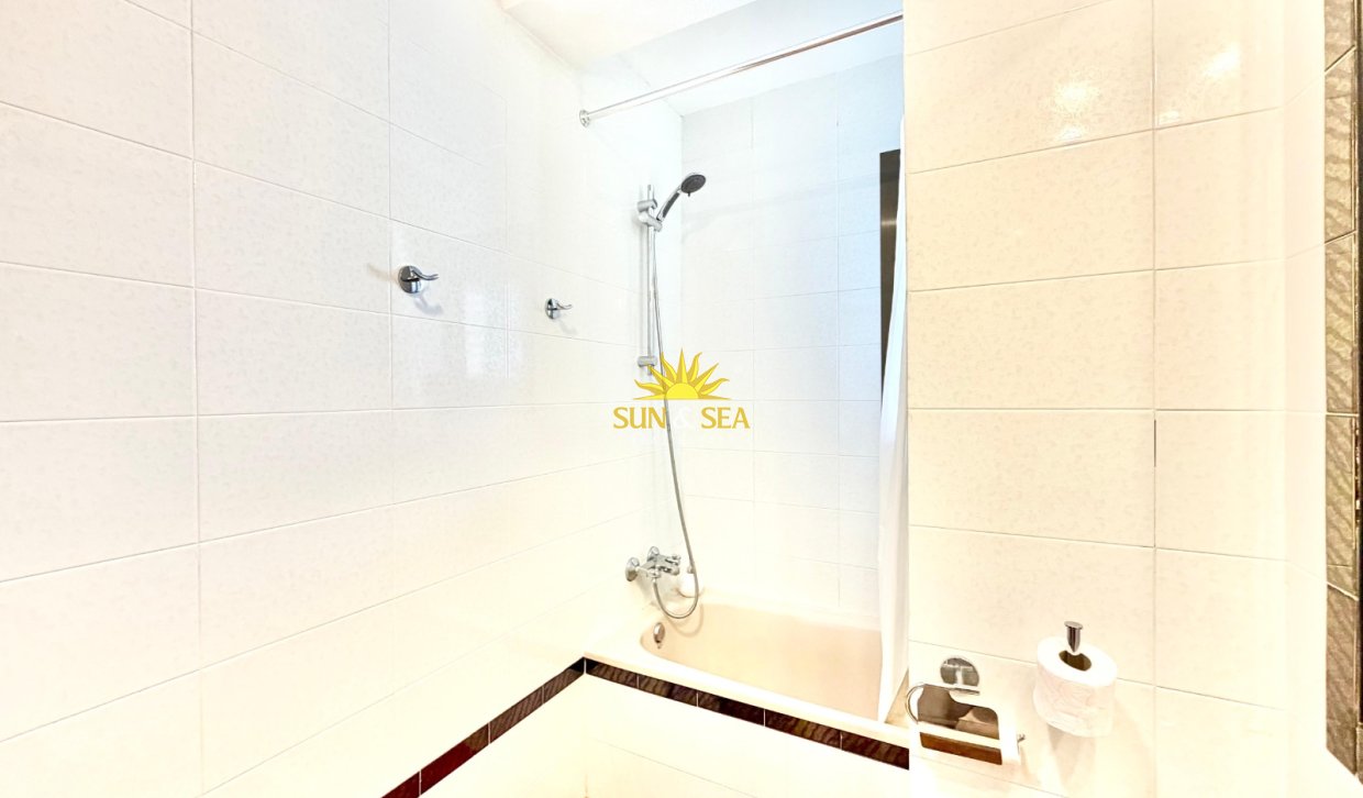 Resale - Apartment - Orihuela Costa