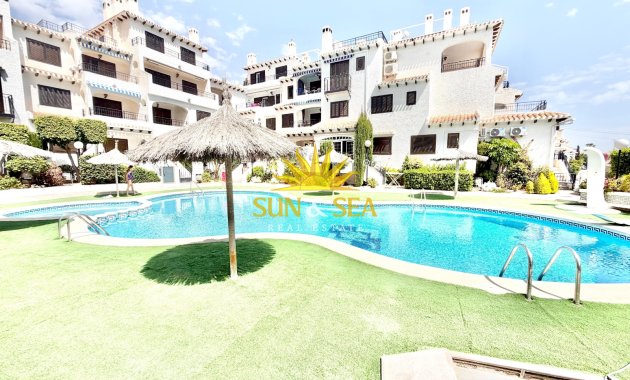 Resale - Apartment - Orihuela Costa
