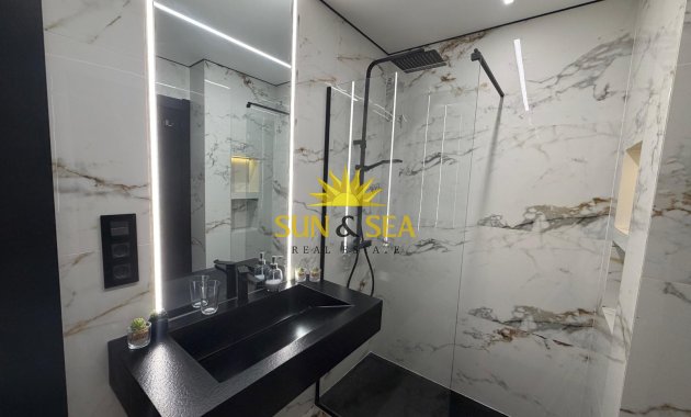 Long Term Rental - Apartment - Torrevieja - Playa del Cura