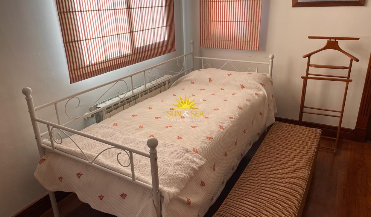 Lange Termijn Verhuur - Villa - Benidorm