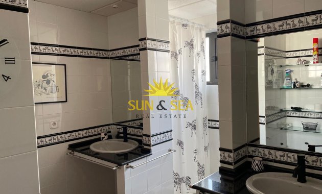 Location à long terme - Villa - Benidorm