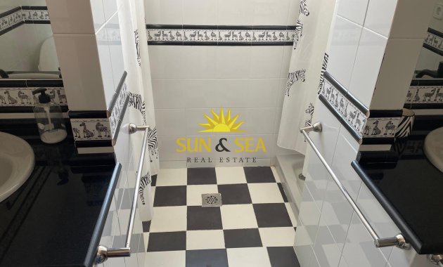 Location à long terme - Villa - Benidorm