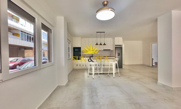 Reventa - Apartamento - Torrevieja - Acequion