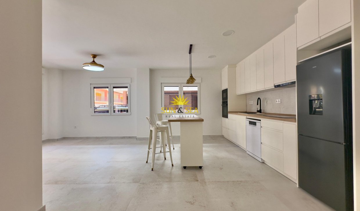 Revente - Appartement - Torrevieja - Acequion