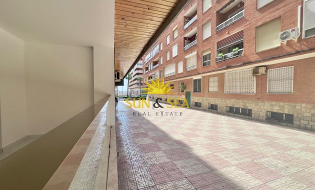 Reventa - Apartamento - Torrevieja - Acequion