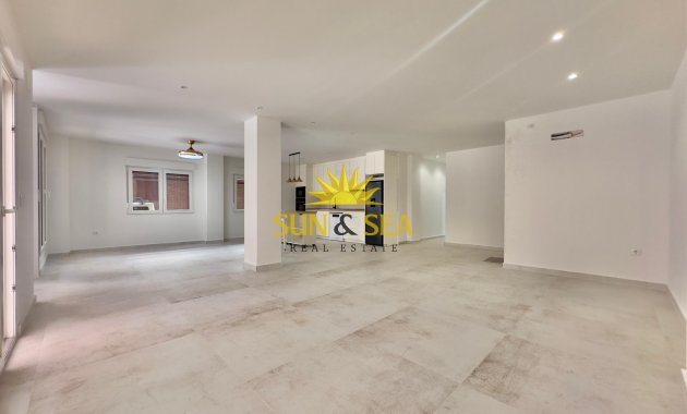 Reventa - Apartamento - Torrevieja - Acequion